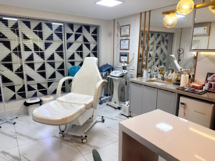 Consultório equipado da Estetic Face Marista